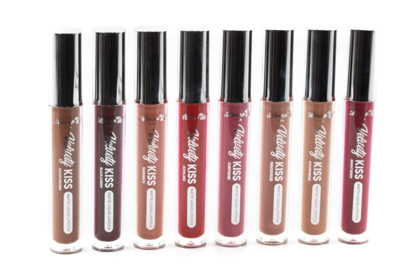 Rouge à lèvres liquide mat Velvety Kiss